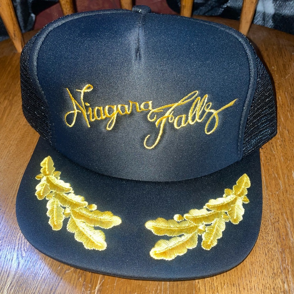 Vintage Niagara Falls trucker Hat